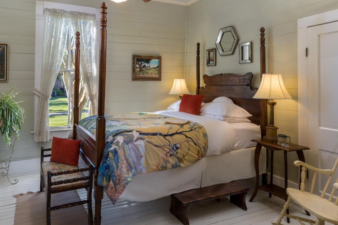 Maison D'Memoire Bed & Breakfast Cottages Rayne Luaran gambar